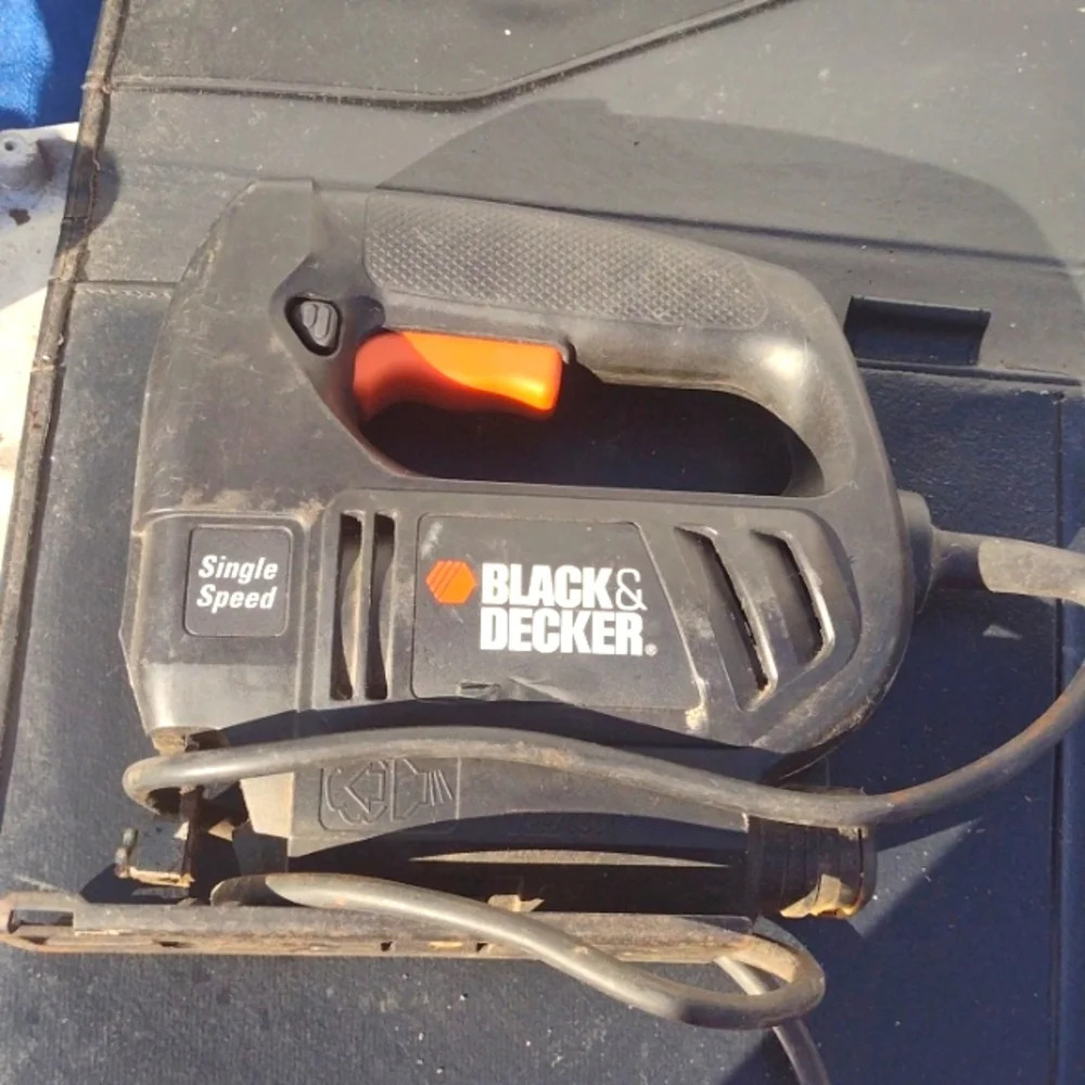 Black and Decker Jigsaw